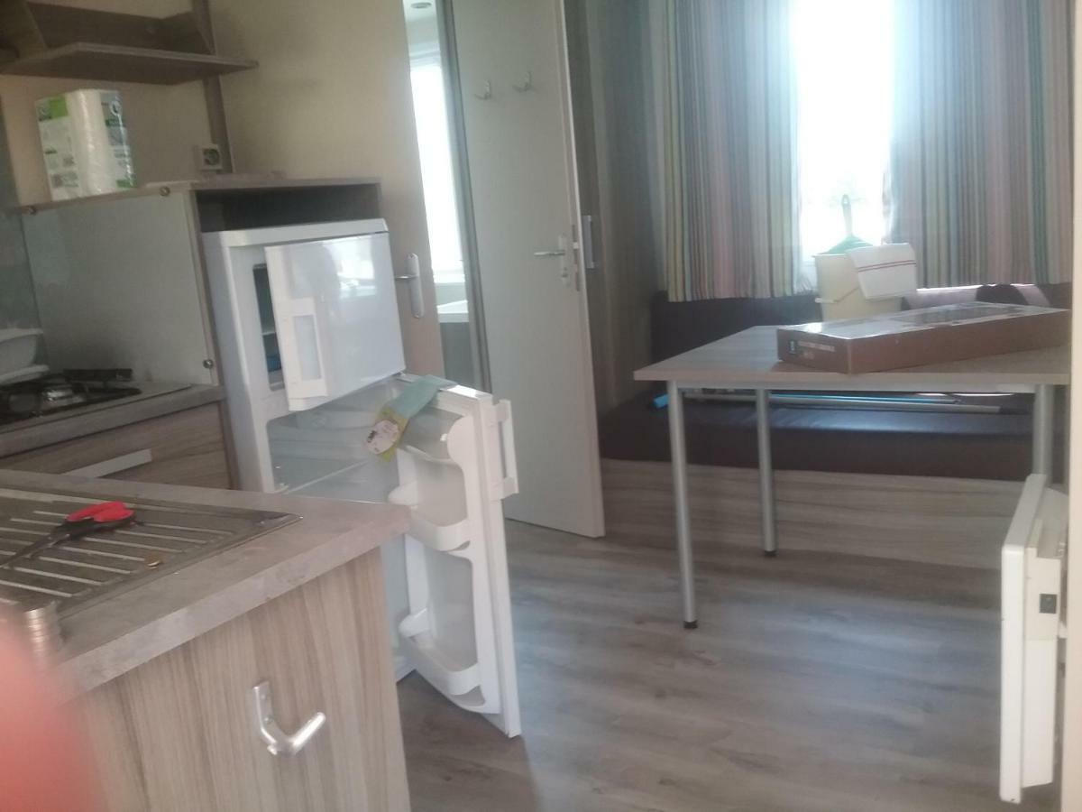 Mobil Home Paradisiaque Crots Екстериор снимка